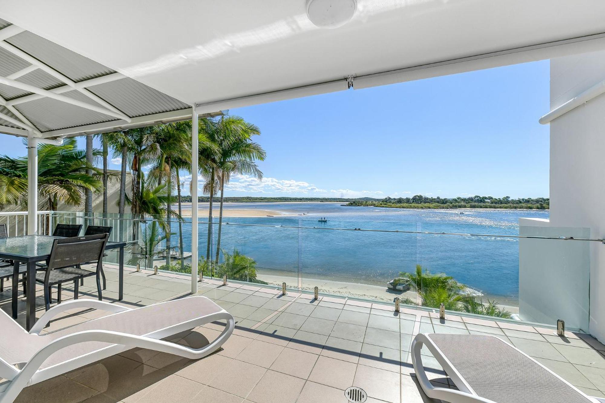 Noosa Quays Waterfront Accomodation Eksteriør billede